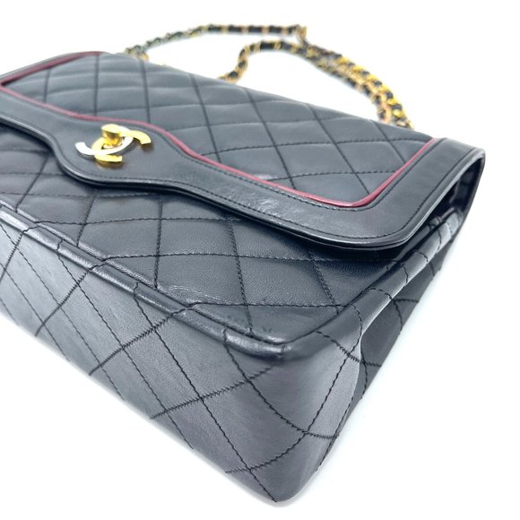 Chanel Black Lambskin Paris Double Flap Medium - Picture 5 of 9